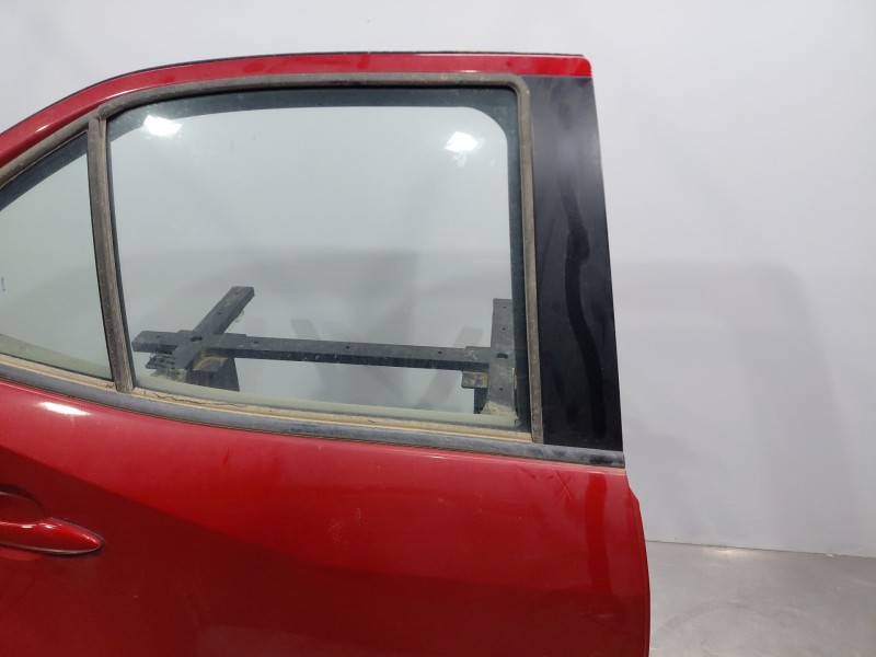 Recambio de puerta trasera derecha para toyota yaris cross mpx style referencia OEM IAM   