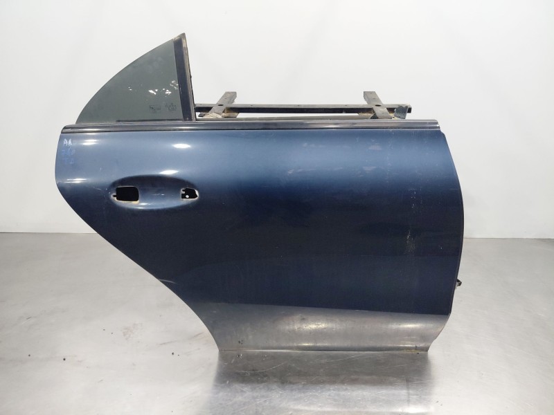 Recambio de puerta trasera derecha para mercedes-benz clase cla (w118) sedan referencia OEM IAM   