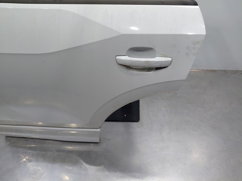 Recambio de puerta trasera izquierda para audi q2 (gab) design referencia OEM IAM   