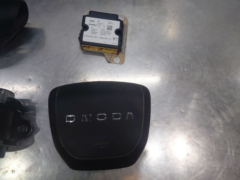 Recambio de kit airbag para omoda 5 premium referencia OEM IAM   