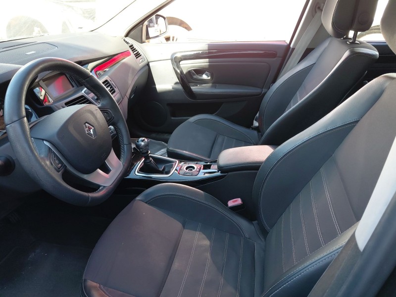 renault laguna iii (bt0/1) del año 2011
