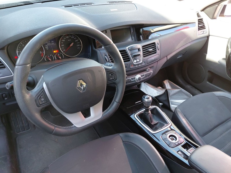 renault laguna iii (bt0/1) del año 2011