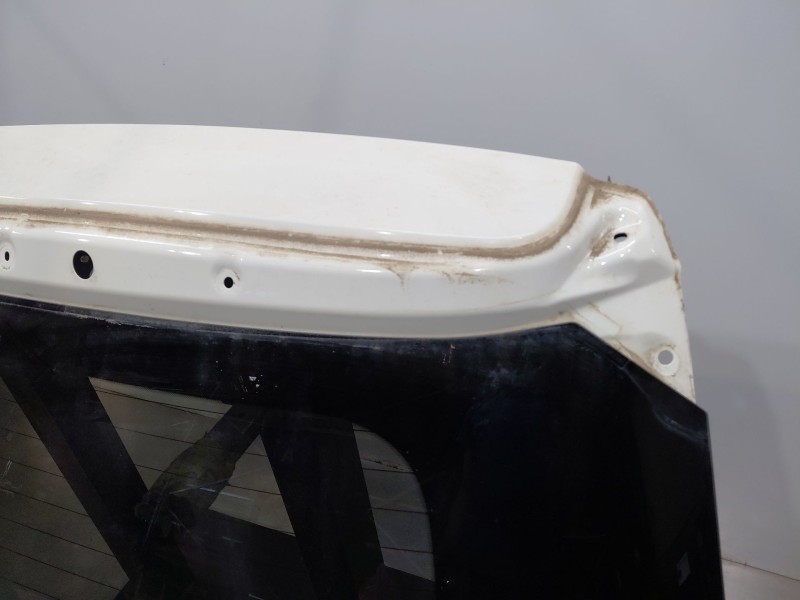 Recambio de porton trasero para ssangyong korando urban referencia OEM IAM   