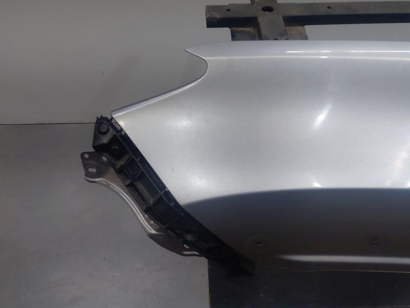 Recambio de aleta delantera izquierda para toyota yaris cross mpx style referencia OEM IAM   