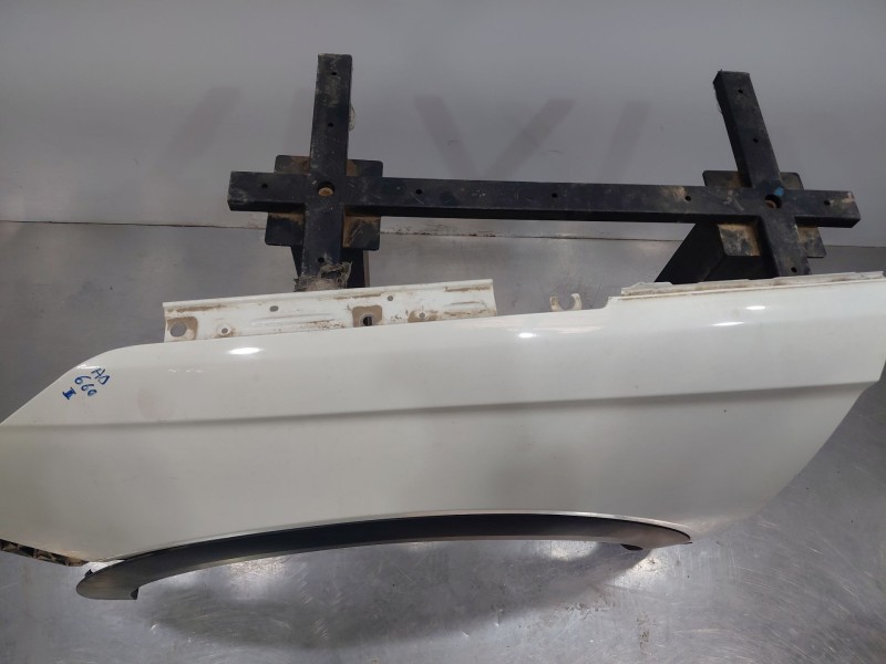 Recambio de aleta delantera izquierda para ssangyong korando urban referencia OEM IAM   