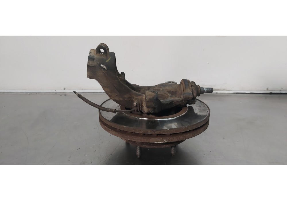 Recambio de mangueta delantera izquierda para ford transit kastenwagen (ttg) 350 l2 ambiente referencia OEM IAM 2350086 BK213K18