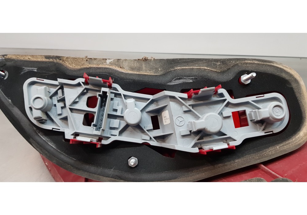 Recambio de piloto trasero izquierdo para mercedes clase a (w169) a 150 (169.031) referencia OEM IAM A1698200364  