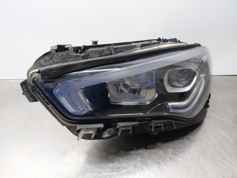 Recambio de faro izquierdo para mercedes-benz clase cla (w118) sedan referencia OEM IAM   