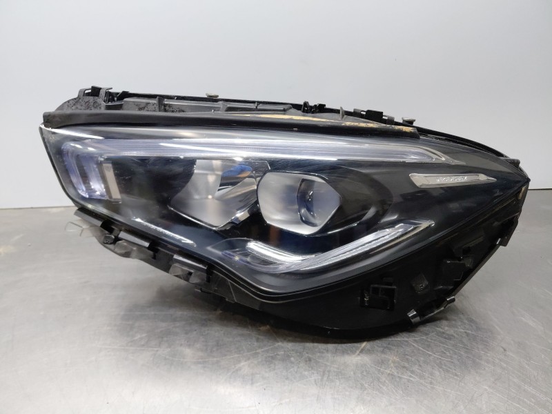 Recambio de faro izquierdo para mercedes-benz clase cla (w118) sedan referencia OEM IAM   