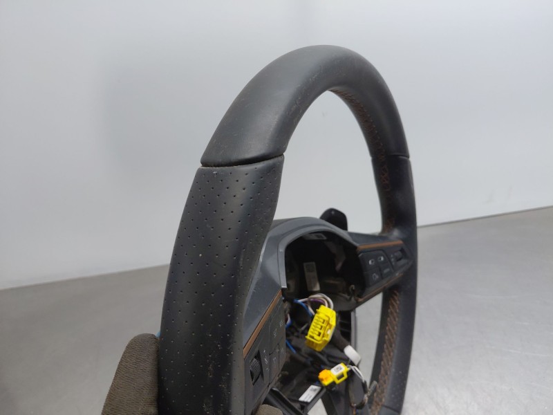 Recambio de volante para cupra formentor suv referencia OEM IAM   