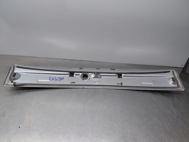 Recambio de aleron trasero para seat leon (1m1) 1.9 tdi referencia OEM IAM   