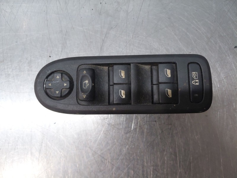 Recambio de mando elevalunas delantero izquierdo para peugeot 308 i (4a_, 4c_) 1.6 hdi referencia OEM IAM   