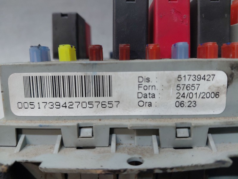Recambio de caja reles / fusibles para lancia musa (350_) 1.9 d multijet (350.axc1a) referencia OEM IAM   