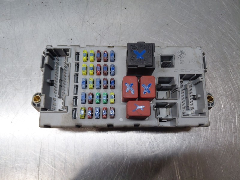 Recambio de caja reles / fusibles para lancia musa (350_) 1.9 d multijet (350.axc1a) referencia OEM IAM   