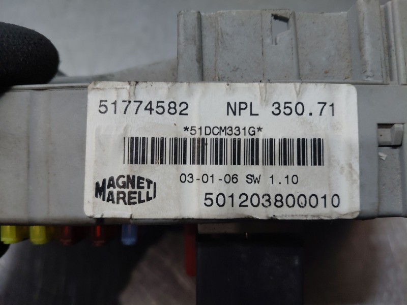 Recambio de caja reles / fusibles para lancia musa (350_) 1.9 d multijet (350.axc1a) referencia OEM IAM   
