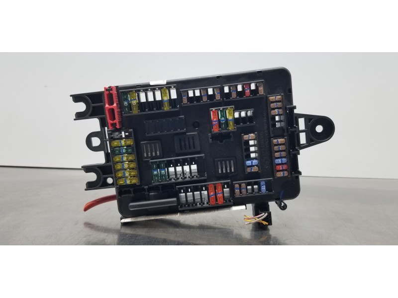 Recambio de caja reles / fusibles para bmw serie 1 lim. (f20) 118d referencia OEM IAM 61149337881   Recambio de caja reles / fusibles para bmw serie 1 lim. (f20) 118d referencia OEM IAM 61149337881