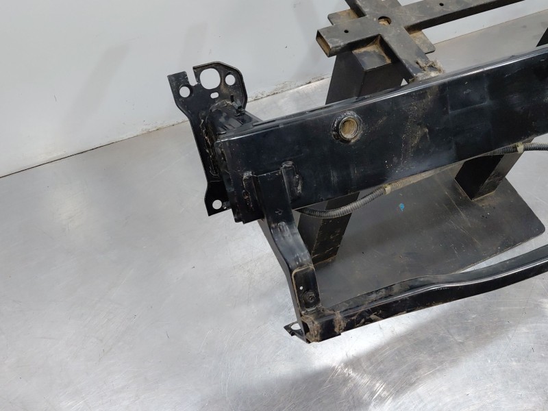 Recambio de refuerzo paragolpes delantero para ssangyong korando urban referencia OEM IAM   