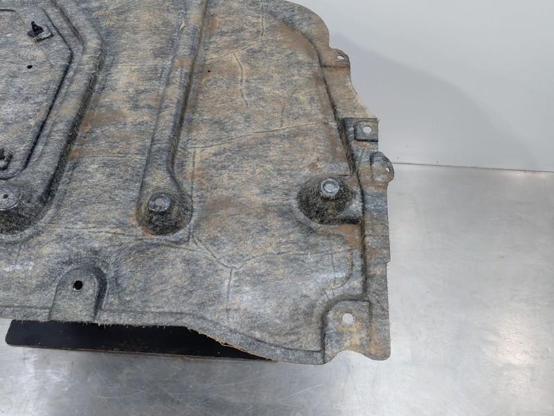 Recambio de cubrecarter para toyota yaris cross mpx style referencia OEM IAM   