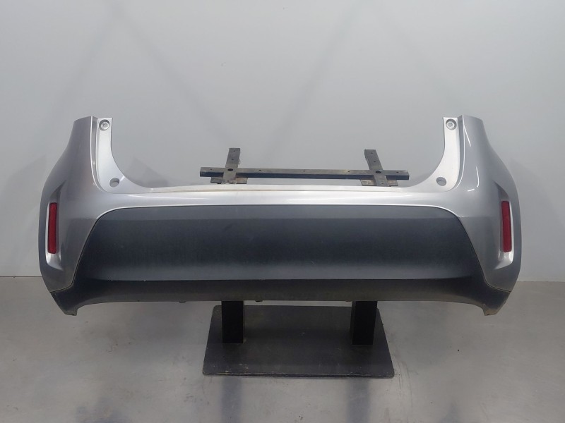 Recambio de paragolpes trasero para toyota yaris cross mpx style referencia OEM IAM   