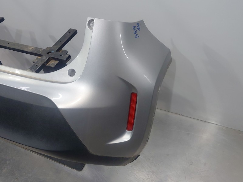 Recambio de paragolpes trasero para toyota yaris cross mpx style referencia OEM IAM   