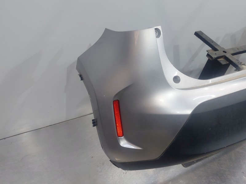 Recambio de paragolpes trasero para toyota yaris cross mpx style referencia OEM IAM   