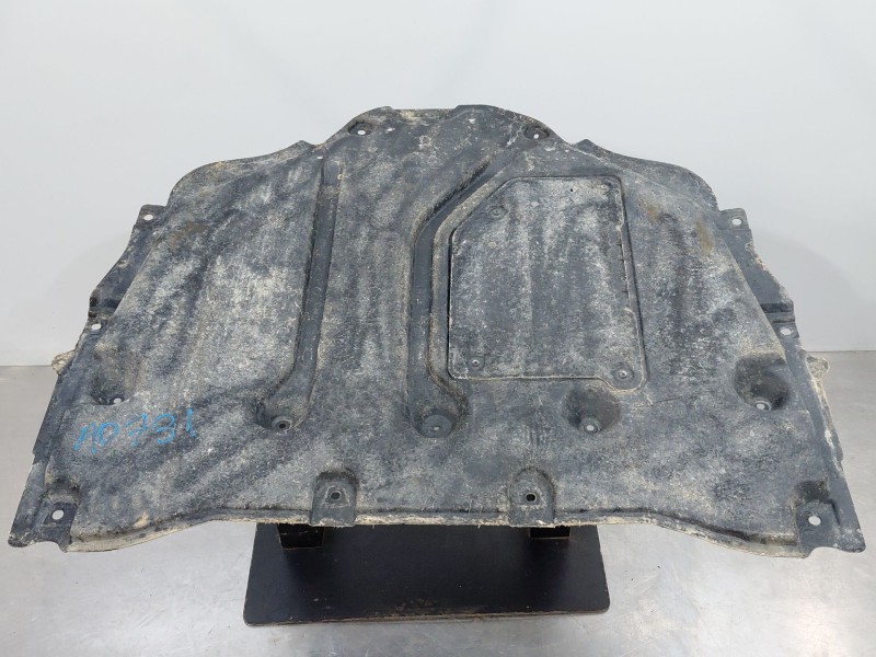 Recambio de cubrecarter para toyota yaris cross mpx style referencia OEM IAM   