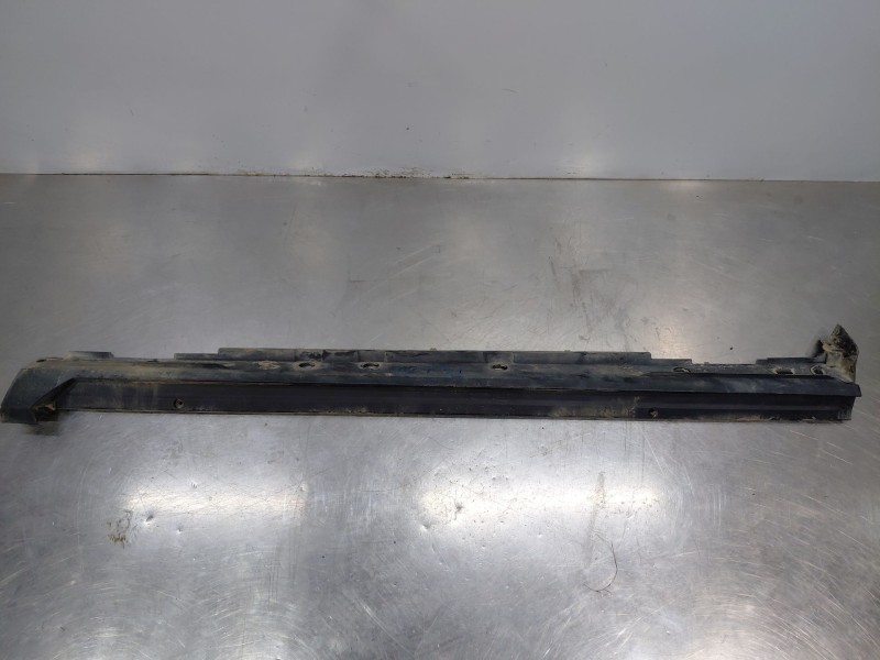 Recambio de faldon lateral para toyota yaris cross mpx style referencia OEM IAM   