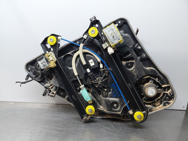 Recambio de elevalunas trasero derecho para mercedes-benz clase cla (w118) sedan referencia OEM IAM   