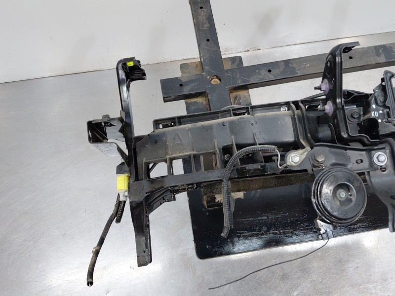 Recambio de travesaño superior para toyota yaris cross mpx style referencia OEM IAM   