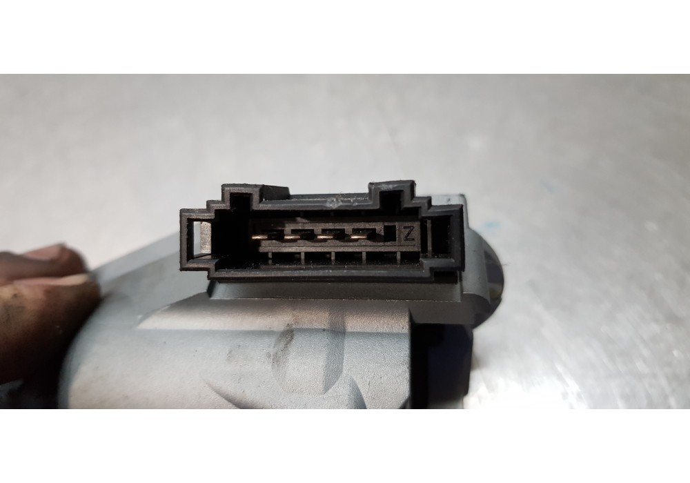 Recambio de antirrobo para mercedes clase c (w203) berlina 180 compressor (203.046) referencia OEM IAM A2031621130  