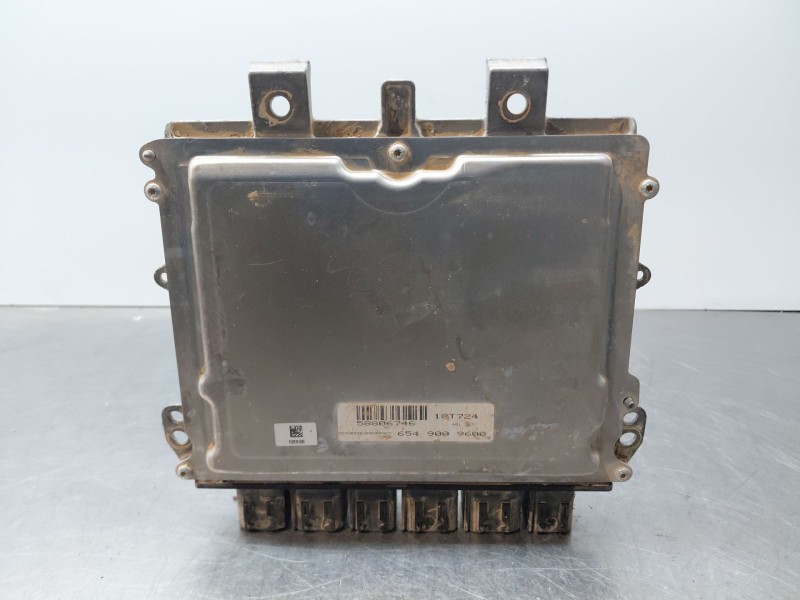 Recambio de centralita motor uce para mercedes-benz clase cla (w118) sedan referencia OEM IAM   
