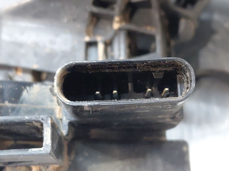 Recambio de cerradura puerta delantera derecha para mercedes-benz clase cla (w118) sedan referencia OEM IAM   