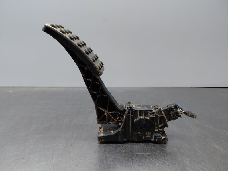 Recambio de pedal acelerador para mercedes-benz clase cla (w118) sedan referencia OEM IAM   