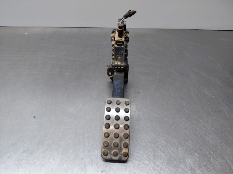 Recambio de pedal acelerador para mercedes-benz clase cla (w118) sedan referencia OEM IAM   