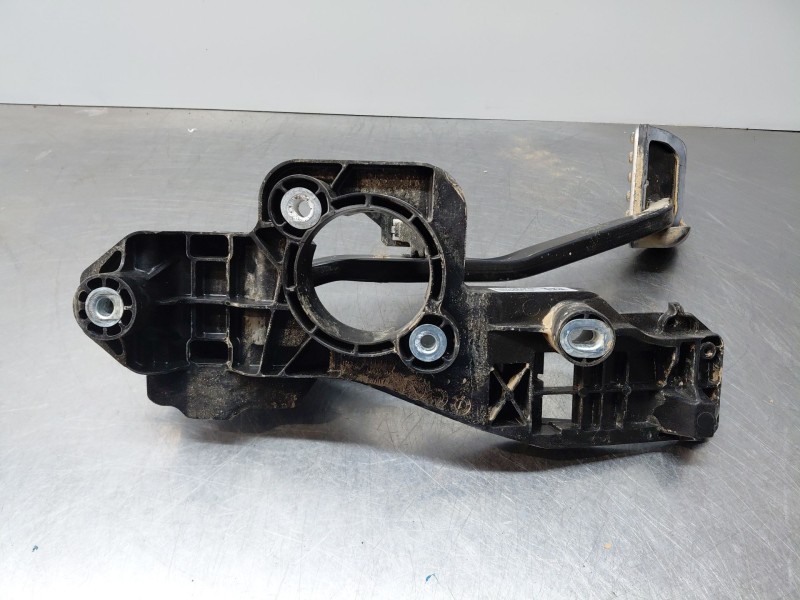 Recambio de pedal freno para mercedes-benz clase cla (w118) sedan referencia OEM IAM   