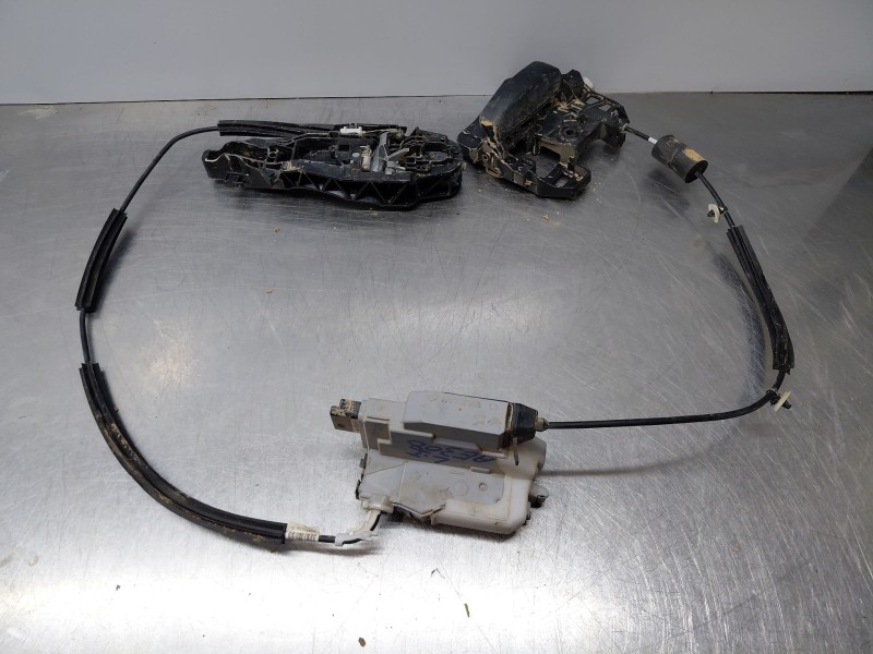 Recambio de cerradura puerta lateral izquierda para peugeot rifter active pack referencia OEM IAM   