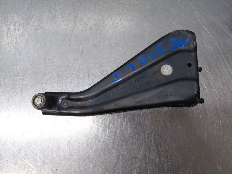 Recambio de soporte / guia puerta corredera para peugeot rifter active pack referencia OEM IAM 9832848280  