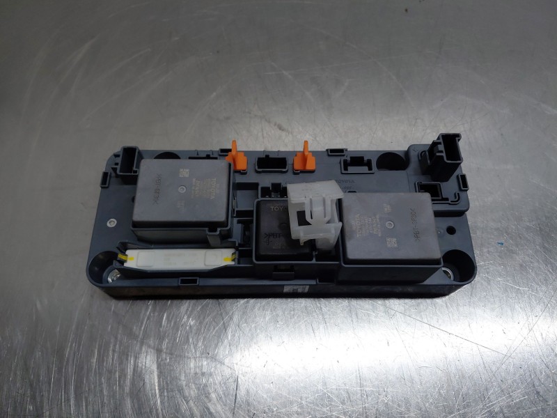 Recambio de modulo electronico para toyota yaris cross mpx style referencia OEM IAM   