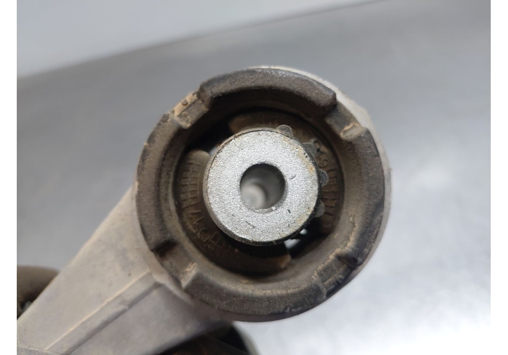 Recambio de brazo suspension superior delantero derecho para mercedes-benz clase e (w213) elegance referencia OEM IAM   