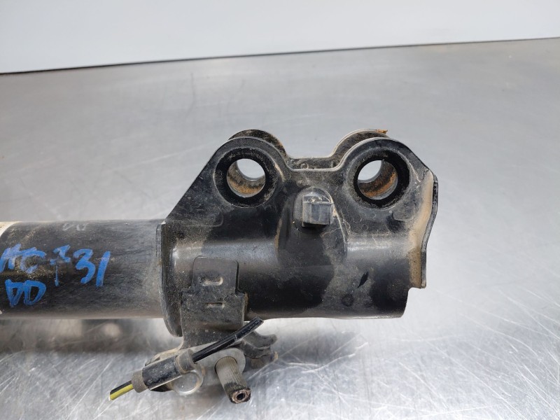 Recambio de amortiguador delantero derecho para toyota yaris cross mpx style referencia OEM IAM   