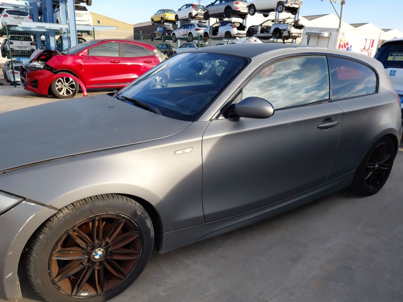 bmw 1 (e81) del año 2009