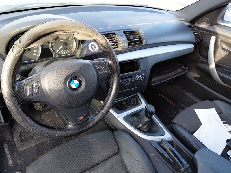 bmw 1 (e81) del año 2009