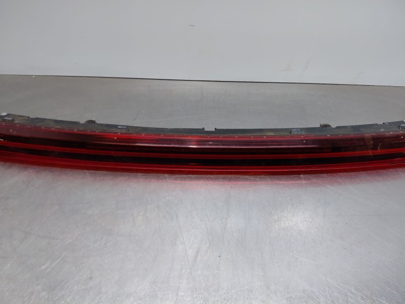 Recambio de luz central de freno para cupra formentor suv referencia OEM IAM   