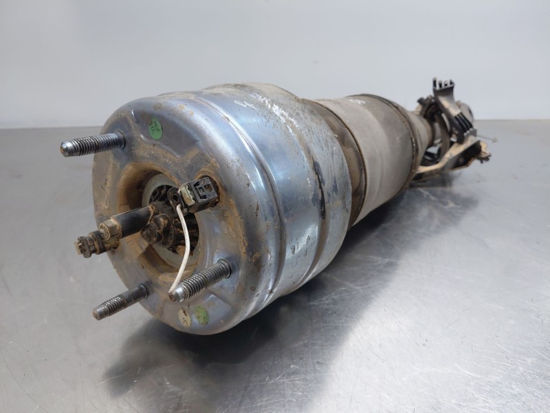Recambio de amortiguador delantero derecho para mercedes-benz clase e (w213) elegance referencia OEM IAM   