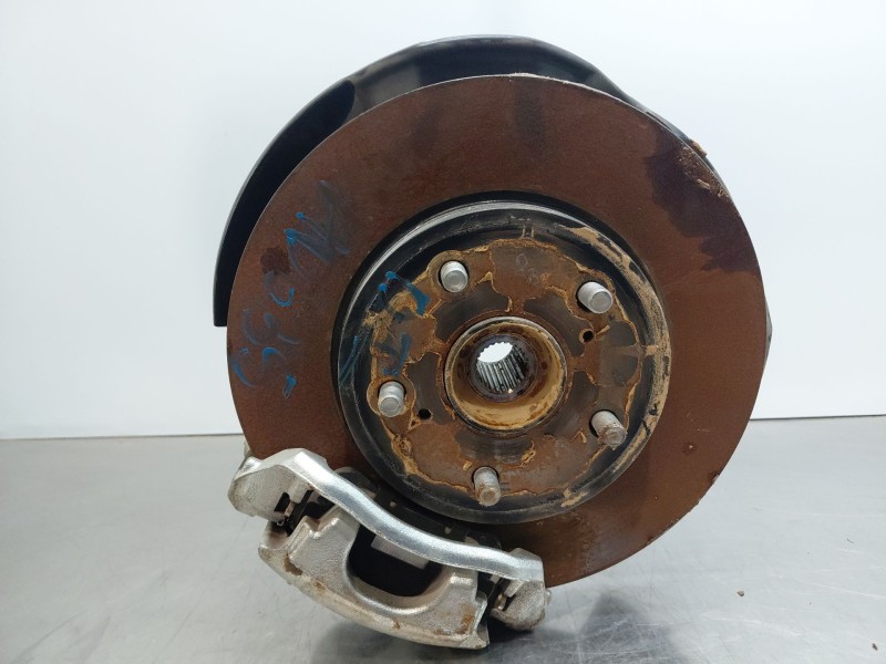Recambio de mangueta delantera izquierda para toyota yaris cross mpx style referencia OEM IAM   