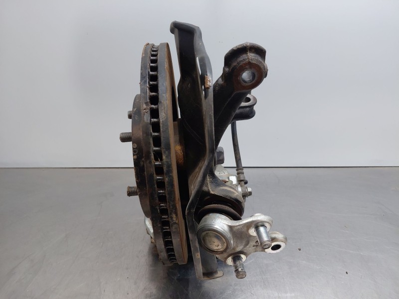Recambio de mangueta delantera izquierda para toyota yaris cross mpx style referencia OEM IAM   