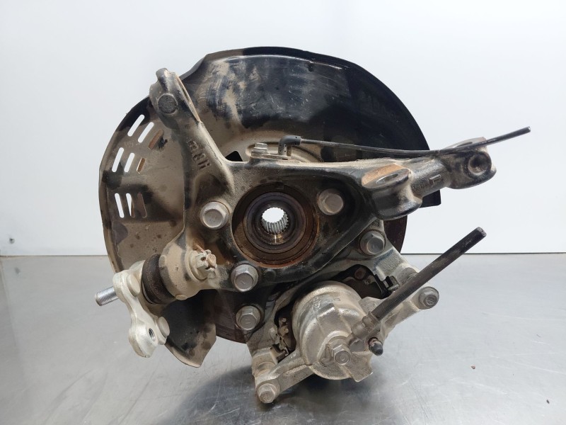 Recambio de mangueta delantera izquierda para toyota yaris cross mpx style referencia OEM IAM   