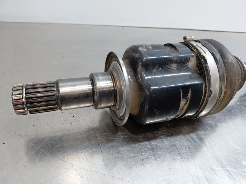 Recambio de transmision delantera derecha para toyota yaris cross mpx style referencia OEM IAM   
