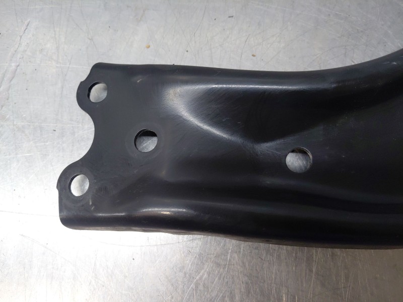 Recambio de brazo suspension inferior delantero derecho para toyota yaris cross mpx style referencia OEM IAM   
