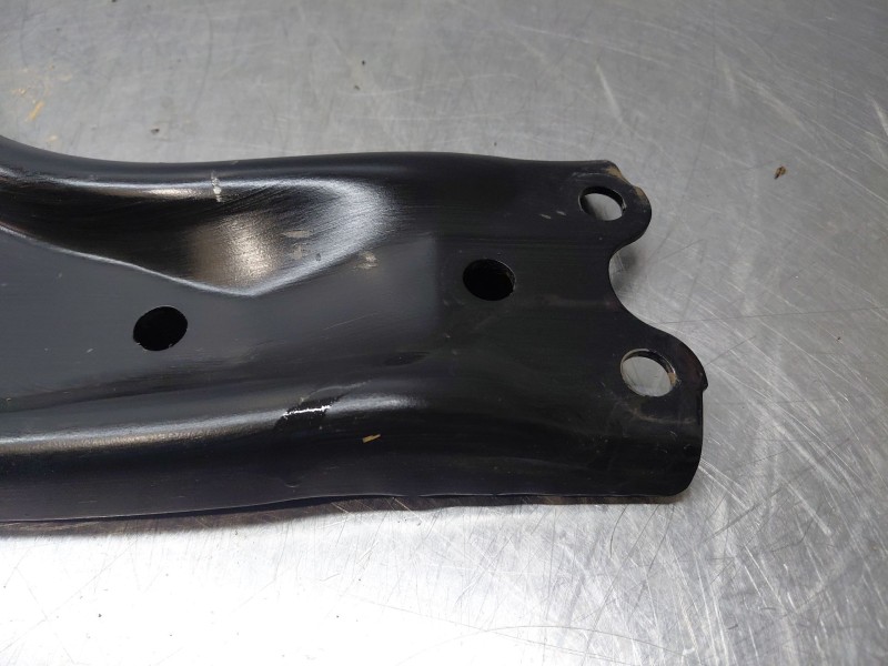 Recambio de brazo suspension inferior delantero izquierdo para toyota yaris cross mpx style referencia OEM IAM   